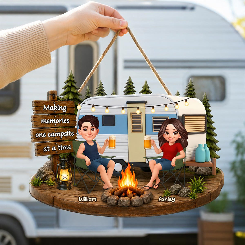 Couple Camping Making Memories - Personalized Wood Sign - Gift For Couple, Campers, Outdoor Campsite Decor