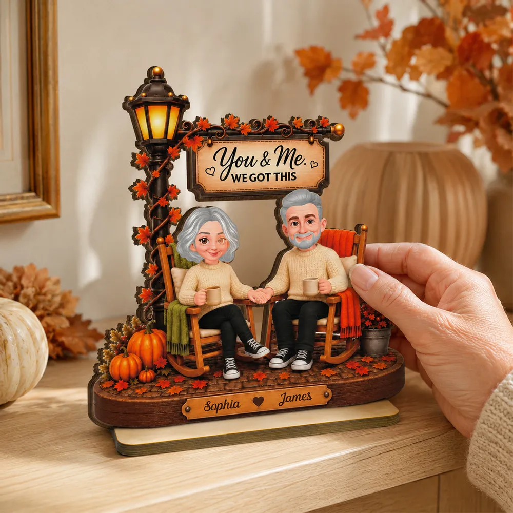 Couple Sitting Under Lamp Post 2D Flat - Personalized Wooden Plaque - Fall Season Decoration